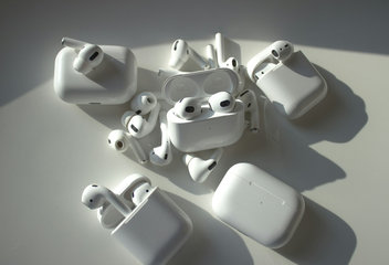 How to determine which AirPods model you own