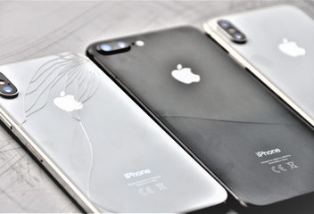 Back glass repair for iPhone 8 and 8 Plus