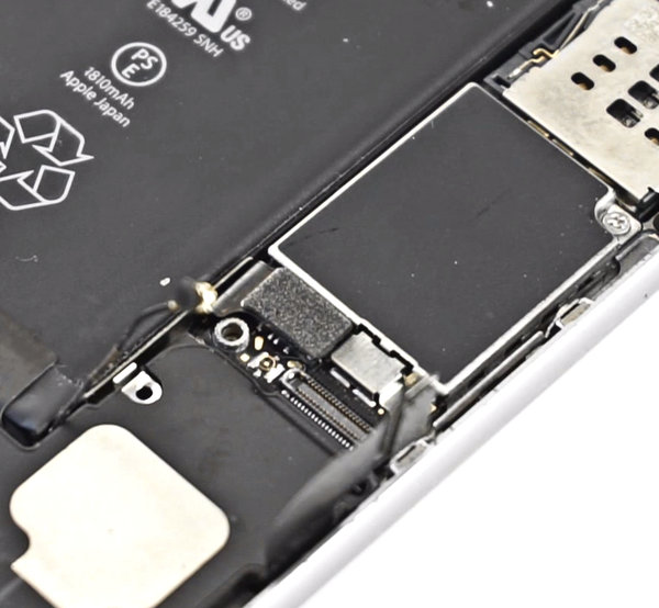 Disconnecting battery connector