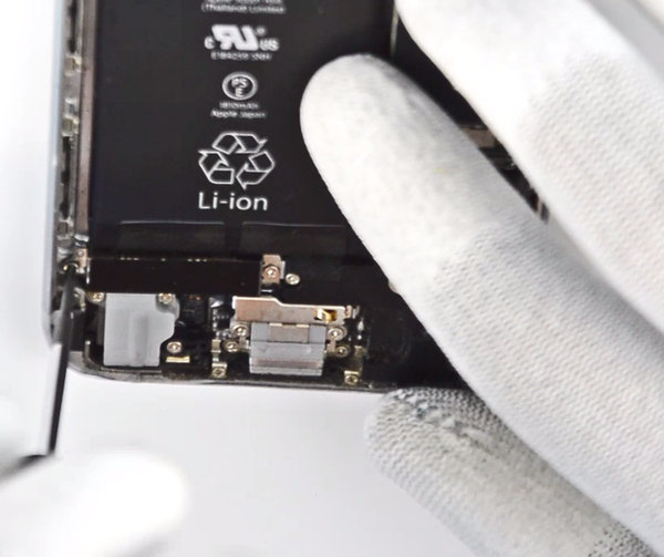 Removing the vibrating motor