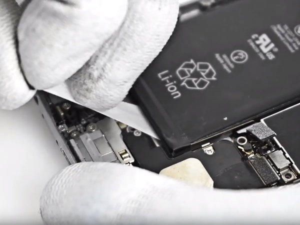 Removing the battery