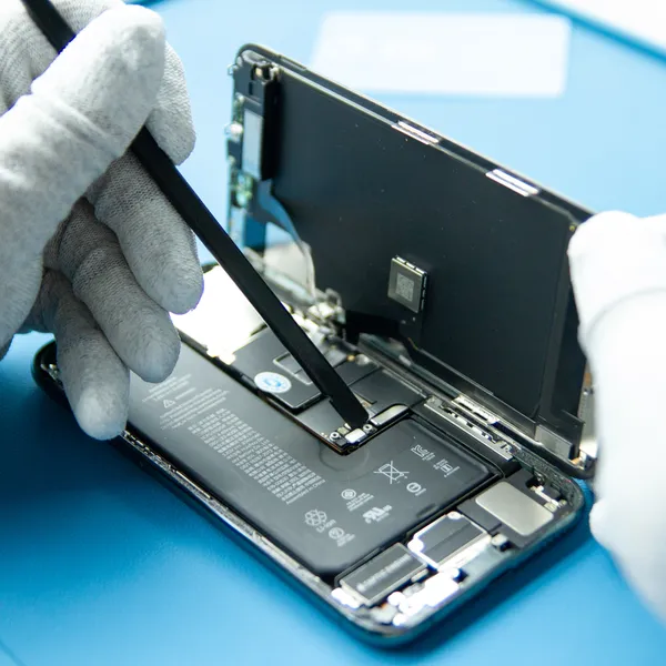 Disconnecting of the battery