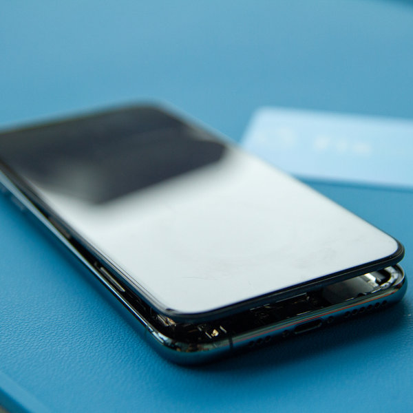 iPhone’s reassembly