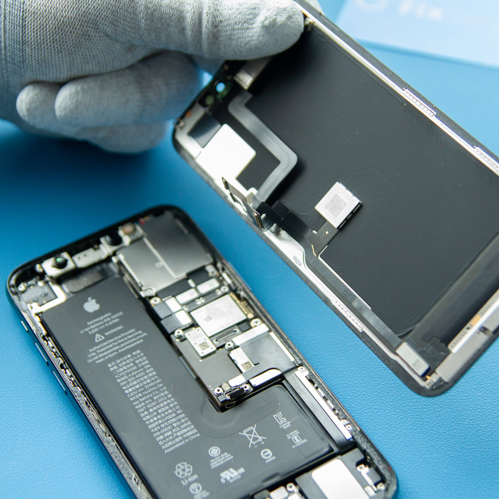 Replacing LCD display on the iPhone 11 Pro