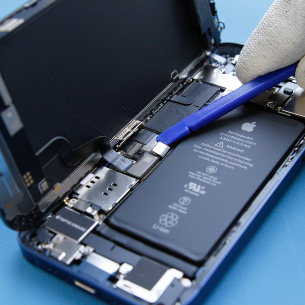 Disconnecting of the battery