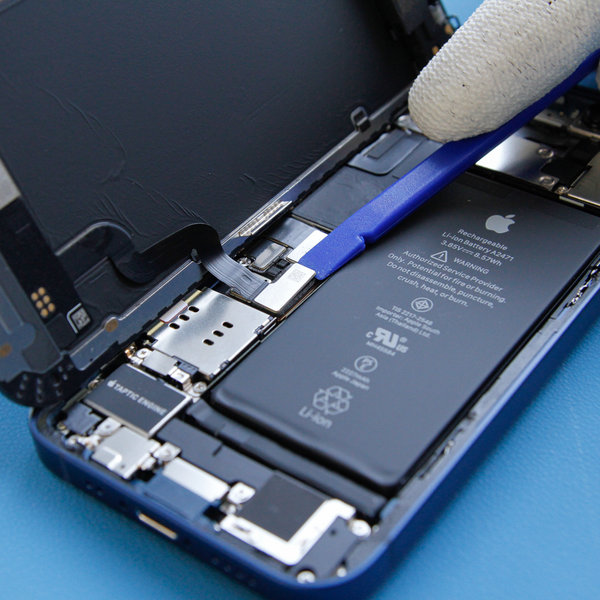 Disconnect the OLED display + digitizer