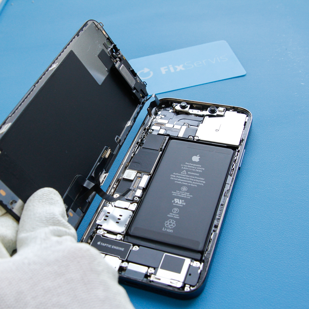 Replacing LCD display on the iPhone 12 Pro